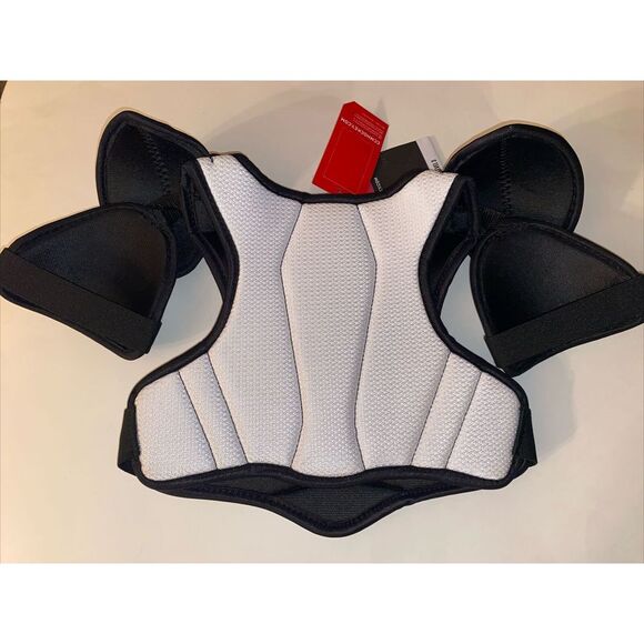 NWT CCM LTP Hockey Shoulder Pads Junior YT Medium - Picture 3 of 4